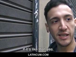 Heteroseksueel latino paid naar neuken homo jongeling pov